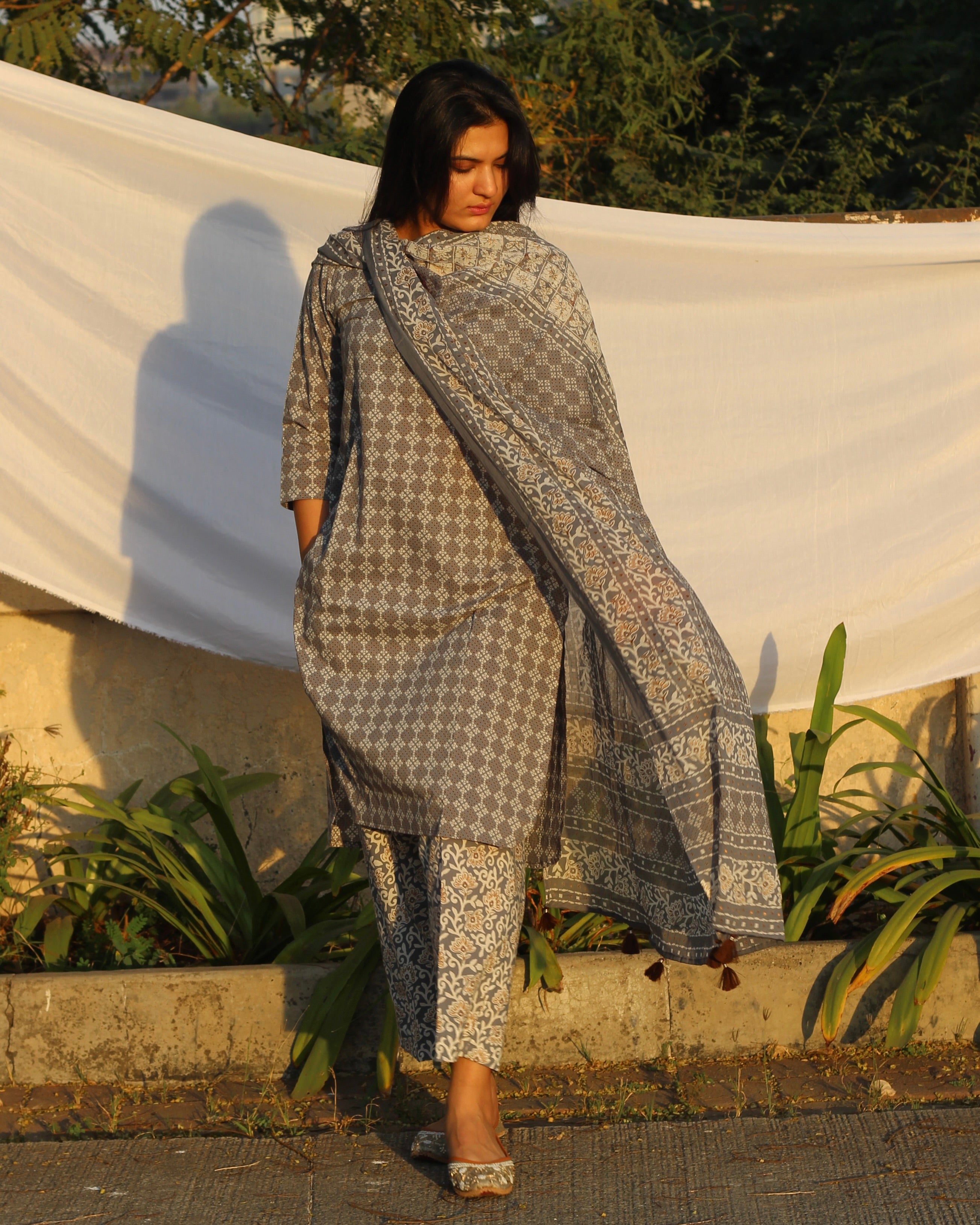 Pure cotton suit set with dupatta in grey contrast