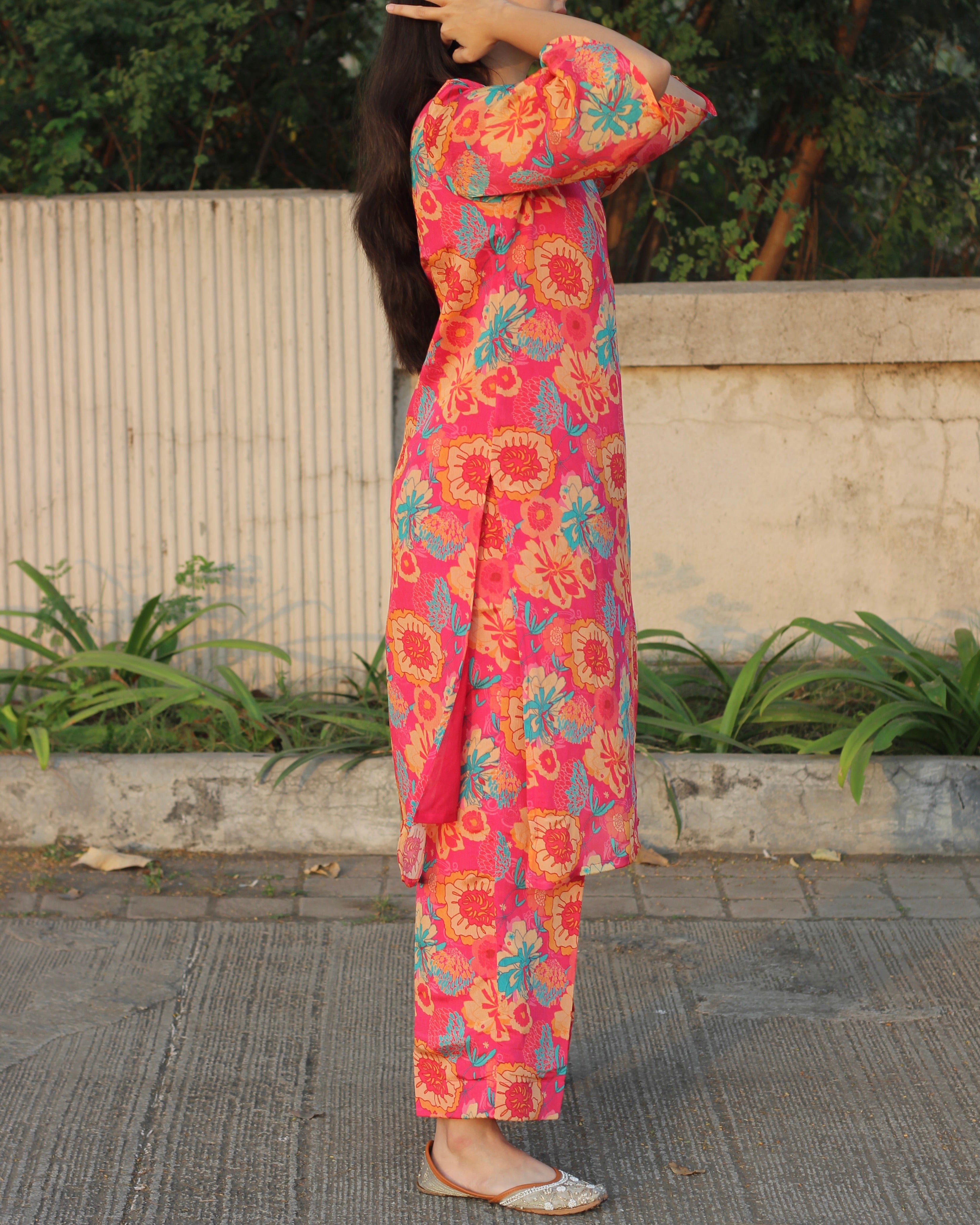 Side view of Pure chinon floral co-ord in rani pink 