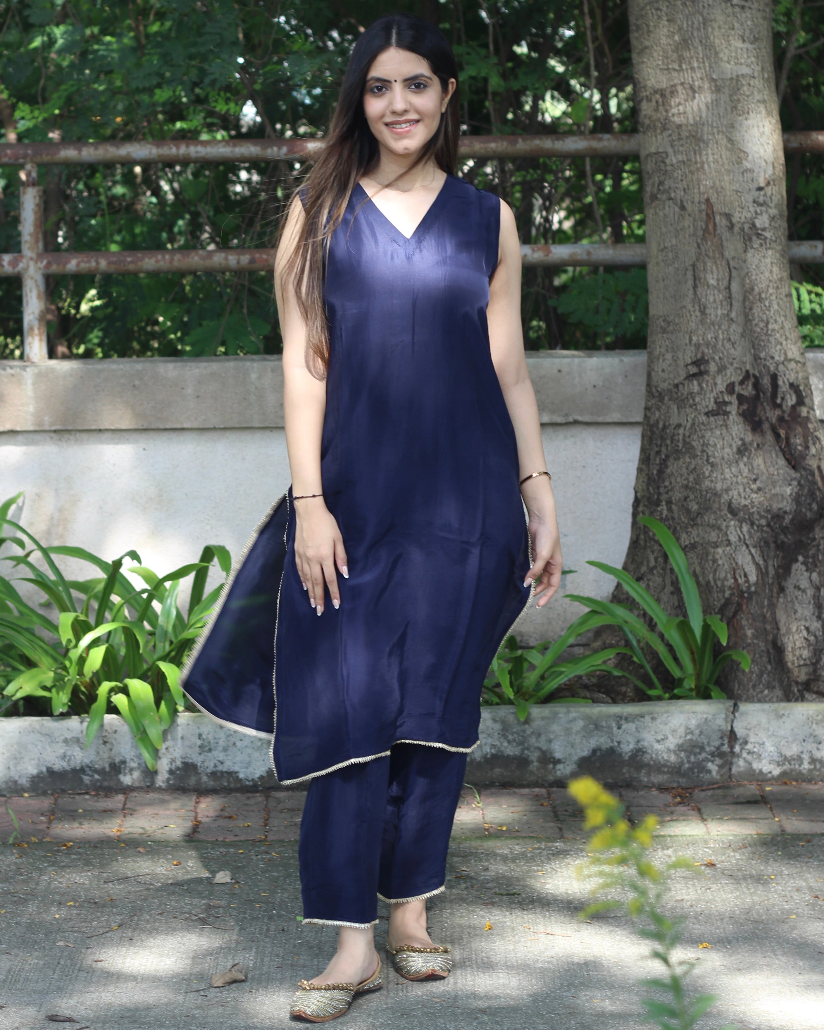 Dark Blue Uppada Silk Kurta Set with Lace Details 