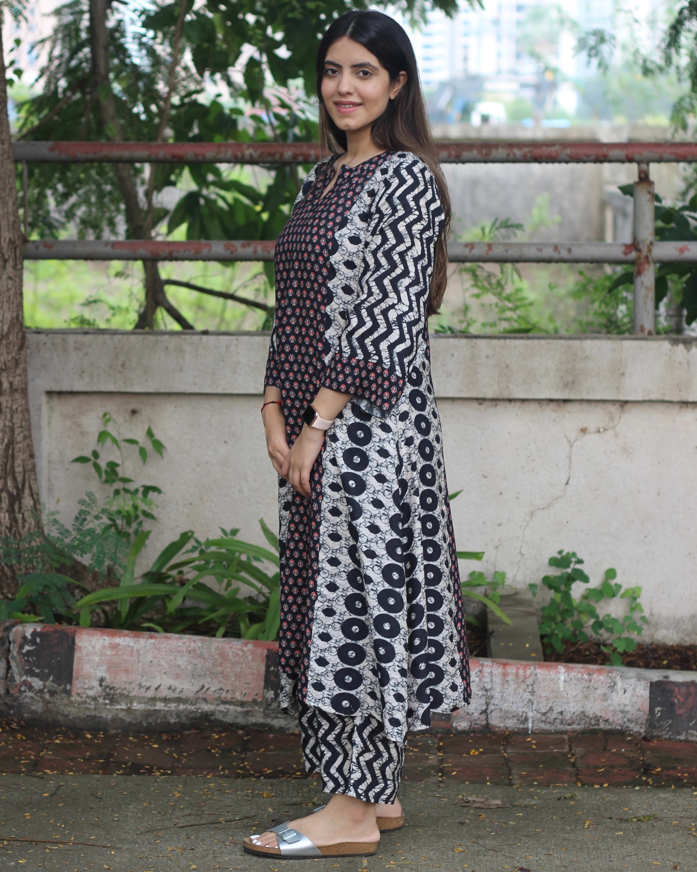 Monochrome Elegance Pure Muslin Kurta Pant Set - Black and Abstract Printed Kurta with Zigzag Sleeves and Palazzo Pants