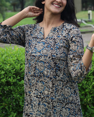 Long Kalamkari Kurta with Pockets_6