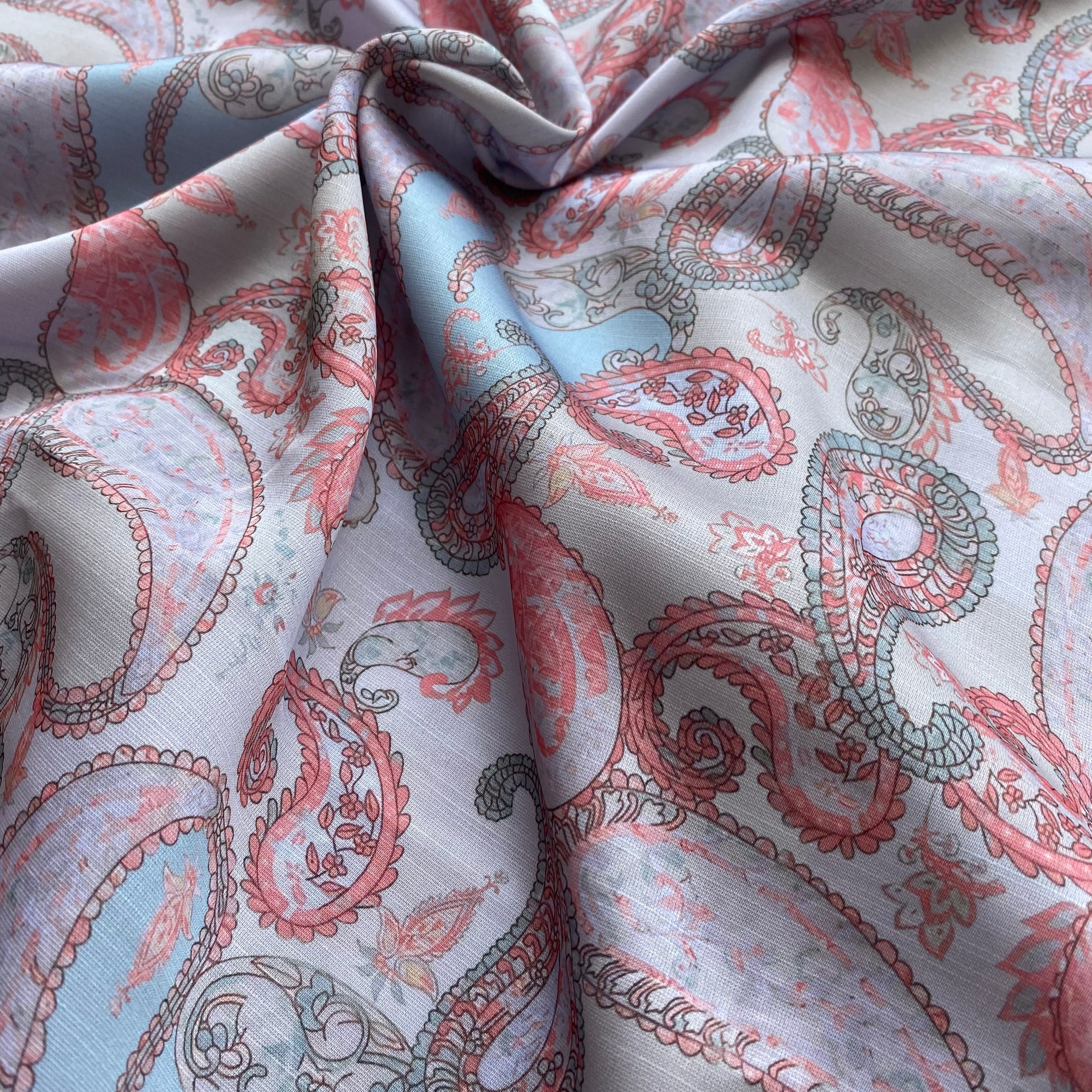 Mul cotton fabric with paisley print per meter - indiefabstore