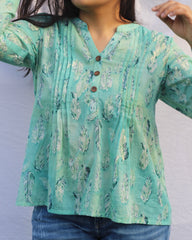 Feather print pleated short kurti on mul cotton fabric - indiefabstore