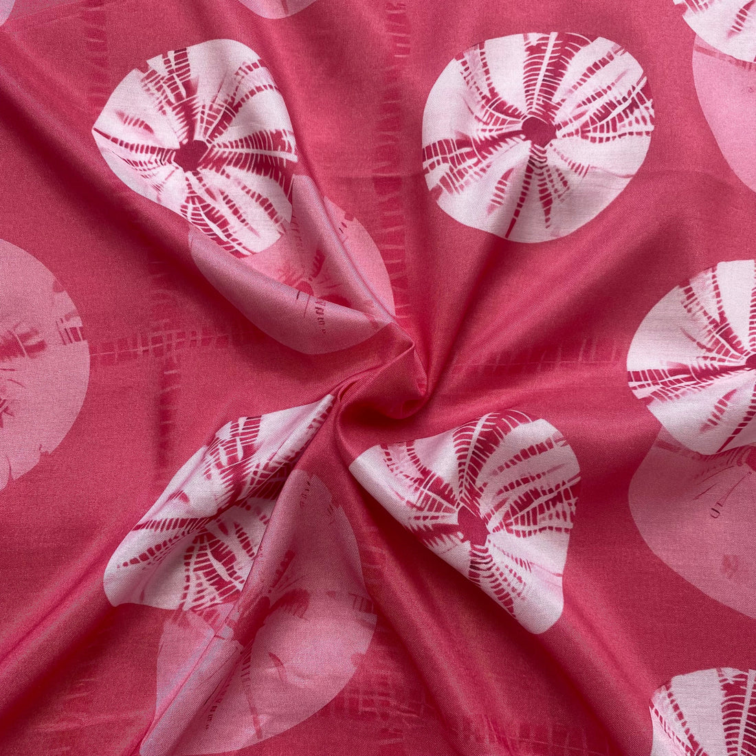 Pretty pink geometrical print on Pure muslin fabric per meter - indiefabstore