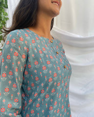 Small Booti print Mul cotton turqoise long kurta - indiefabstore