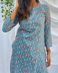 Small Booti print Mul cotton turqoise long kurta - indiefabstore