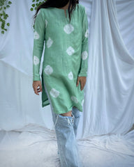 Tye & Dye Green knee length kurta on Pure muslin fabric - indiefabstore