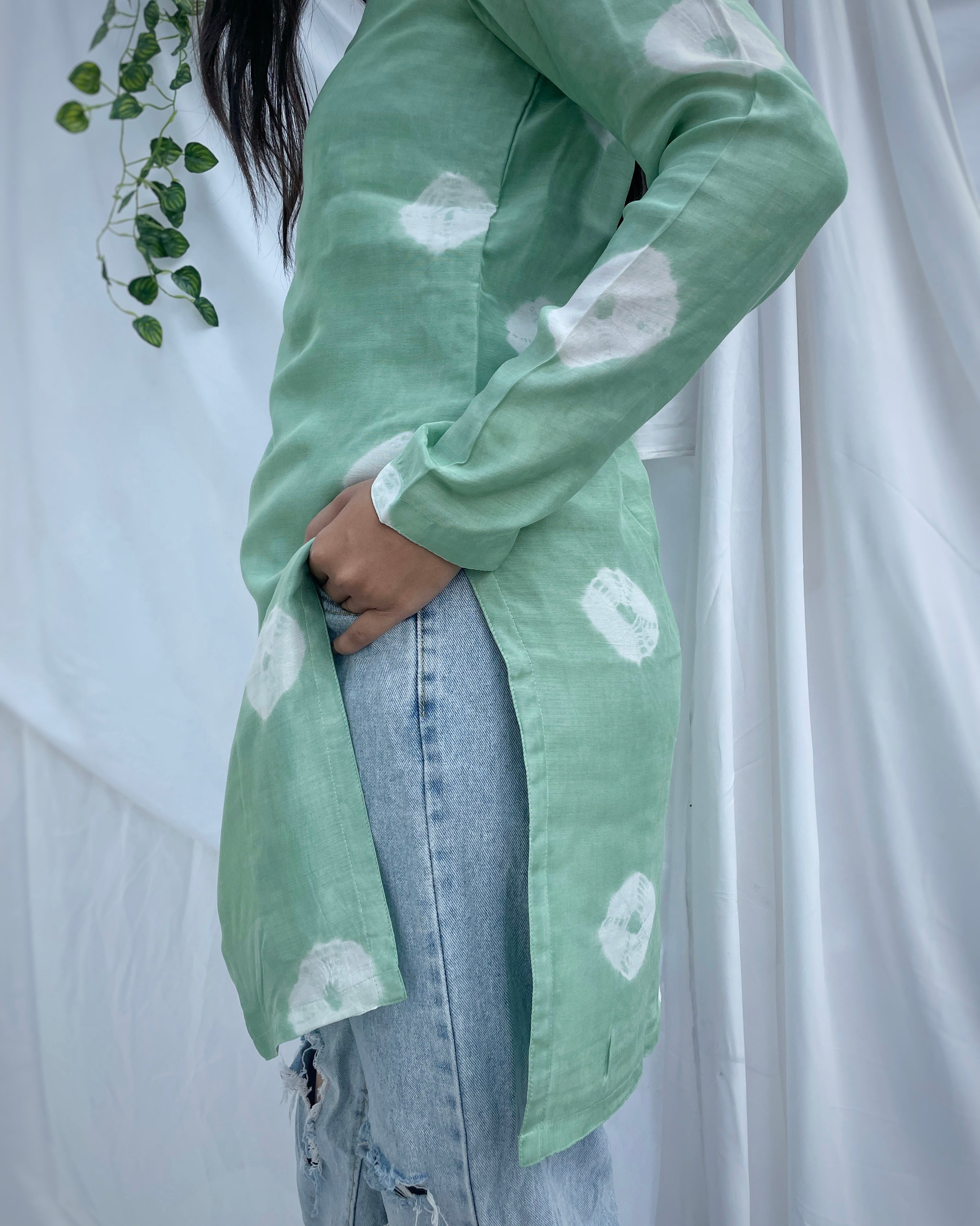 Tye & Dye Green knee length kurta on Pure muslin fabric - indiefabstore